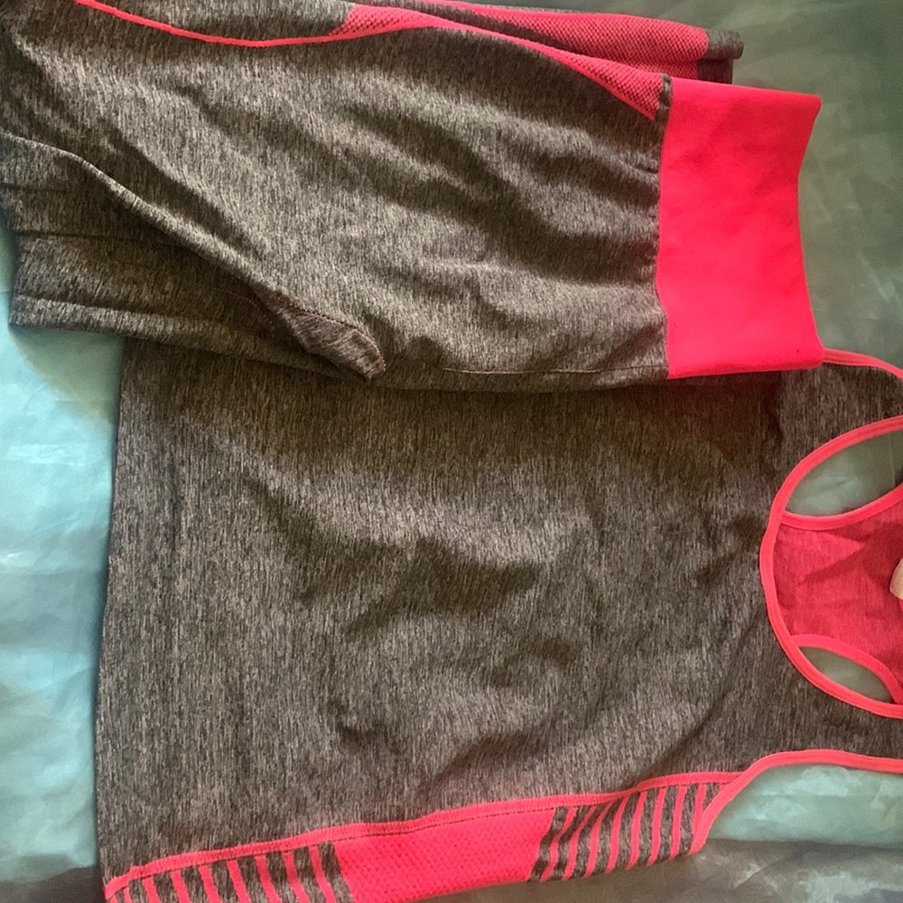 I am selling these because I don’t need these because I have too many clothes.
